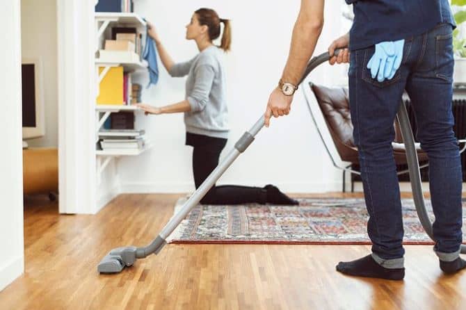 Read more about the article Should You Dust or Vacuum First?